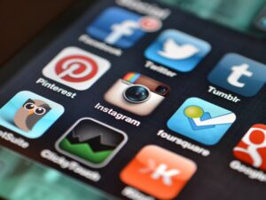 The Best iPhone Apps for Social Media Management